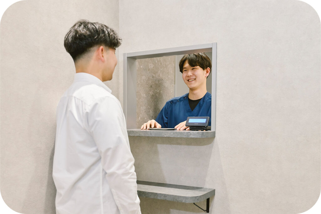 お会計
「現金」「クレジットカード」「タッチ決済」「QRコード決済」